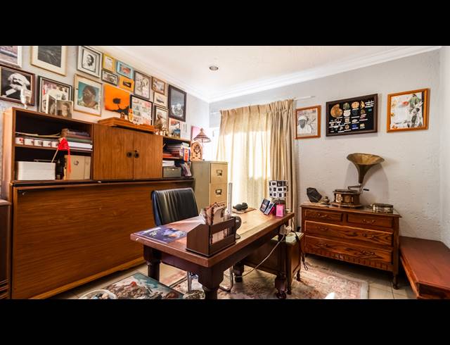 4 BEDROOM HOUSE FOR SALE IN ORIEL